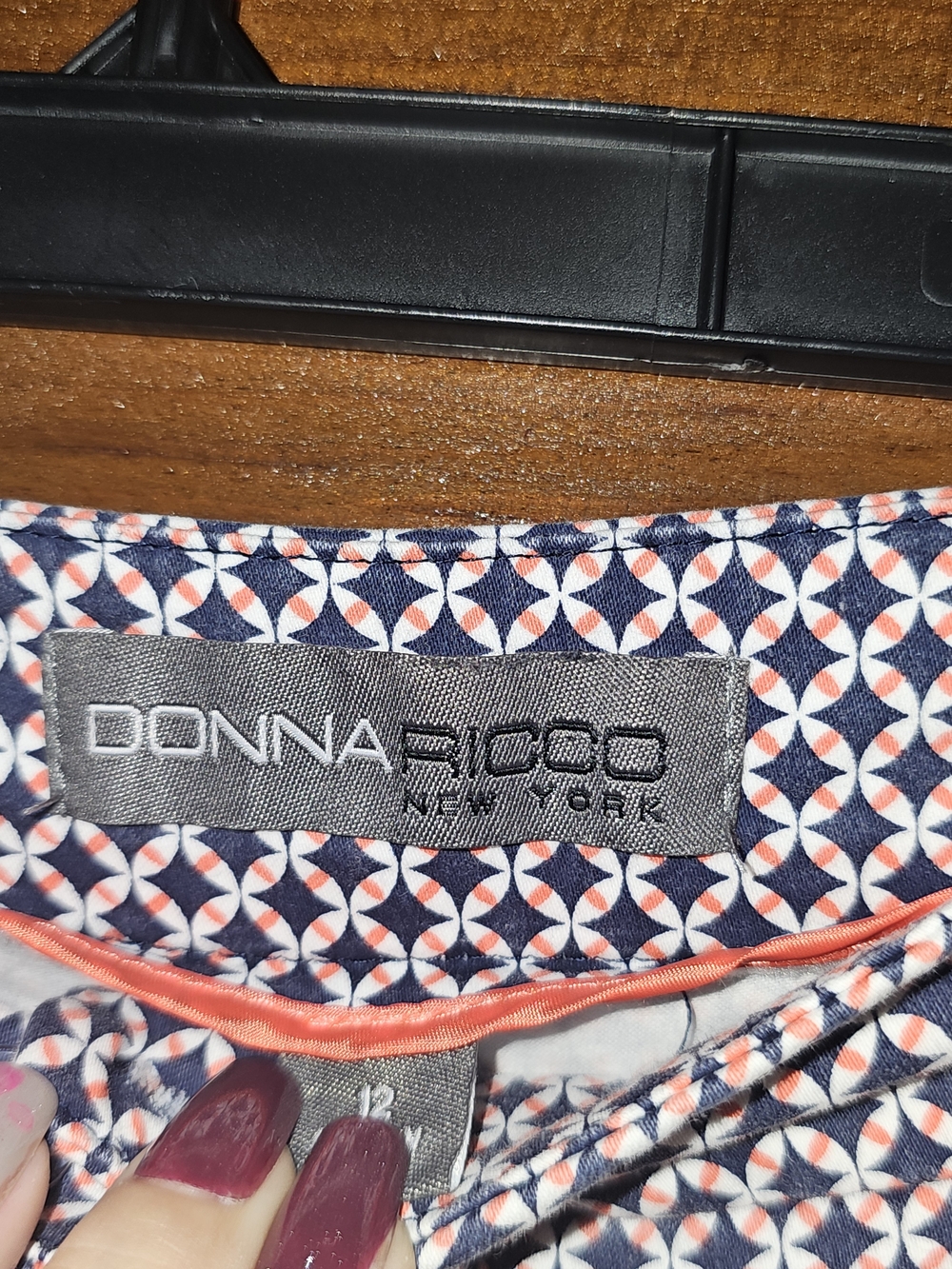 Donna Ricco Navy and Coral Geometric Print Crop Pants Size 12